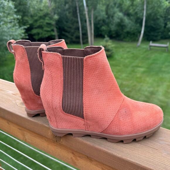 Sorel size 9 Joan of Arctic Wedge II Chelsea Suede Bootie - Teak Brown Orange - Picture 3 of 15